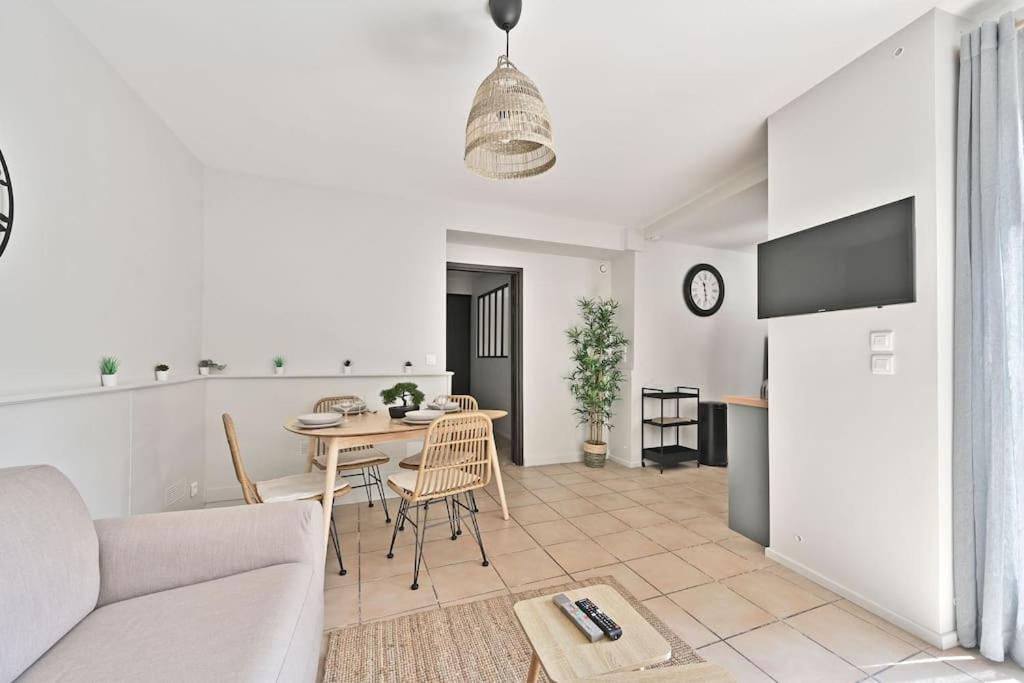 Apartamento L'Olivier - 2 Terrasses - Clim Ac - Wifi - Proche Theatres Aviñón Exterior foto