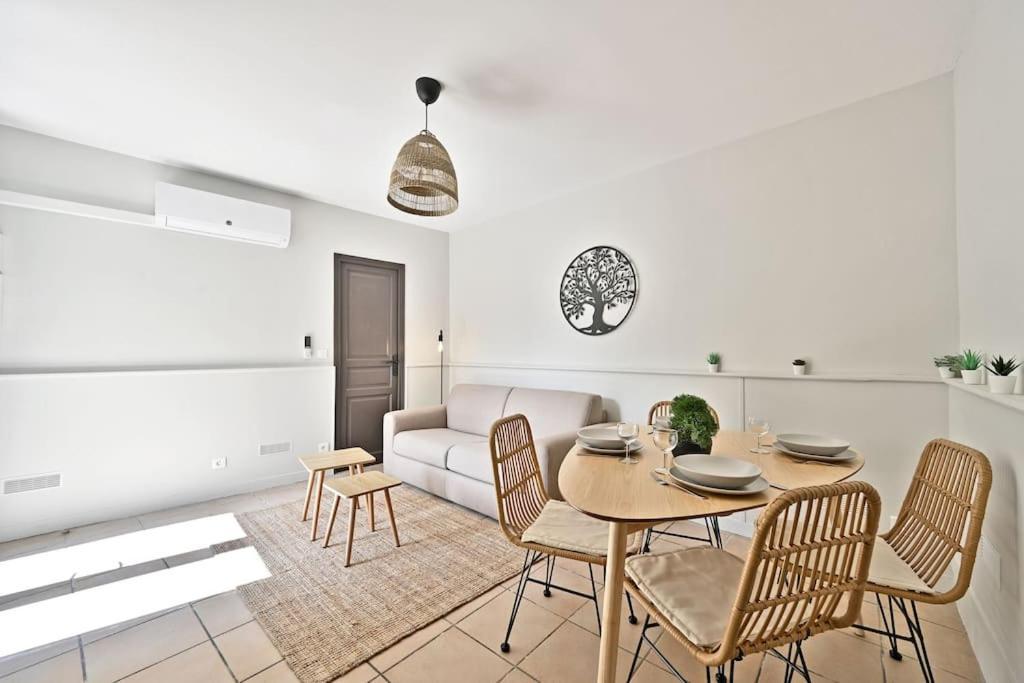 Apartamento L'Olivier - 2 Terrasses - Clim Ac - Wifi - Proche Theatres Aviñón Exterior foto